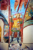 Novgorod - cattedrale della Vergine del Segno (Znamensky Sobor), (XVII sec.), dettaglio degli affreschi. 